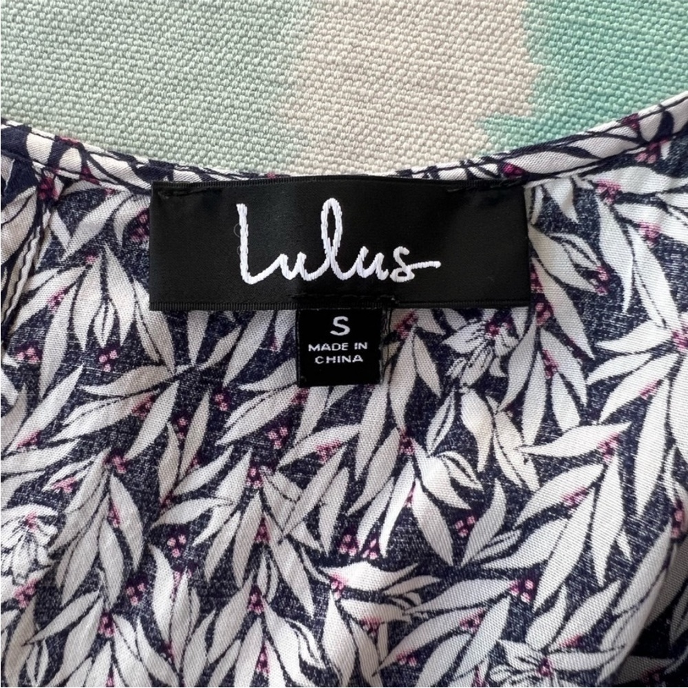 Lulus Dondi Leaf Print Romper Navy White Pink Tie Front S - Picture 8 of 14